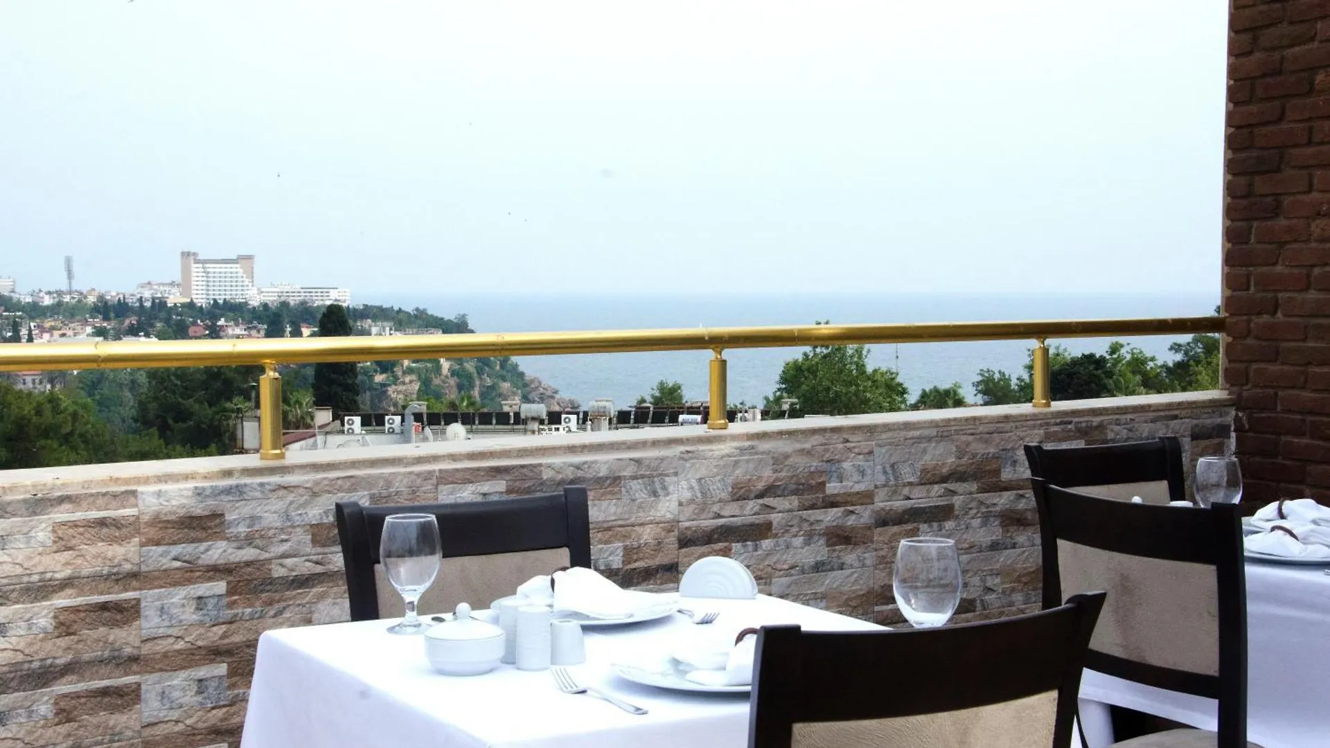 Ayhan Hotel Анталья